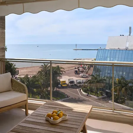 6 Croisette Beaches Sea View And Palais Des Festivals Апартаменты *