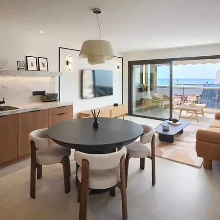 6 Croisette Beaches Sea View And Palais Des Festivals Апартаменты *